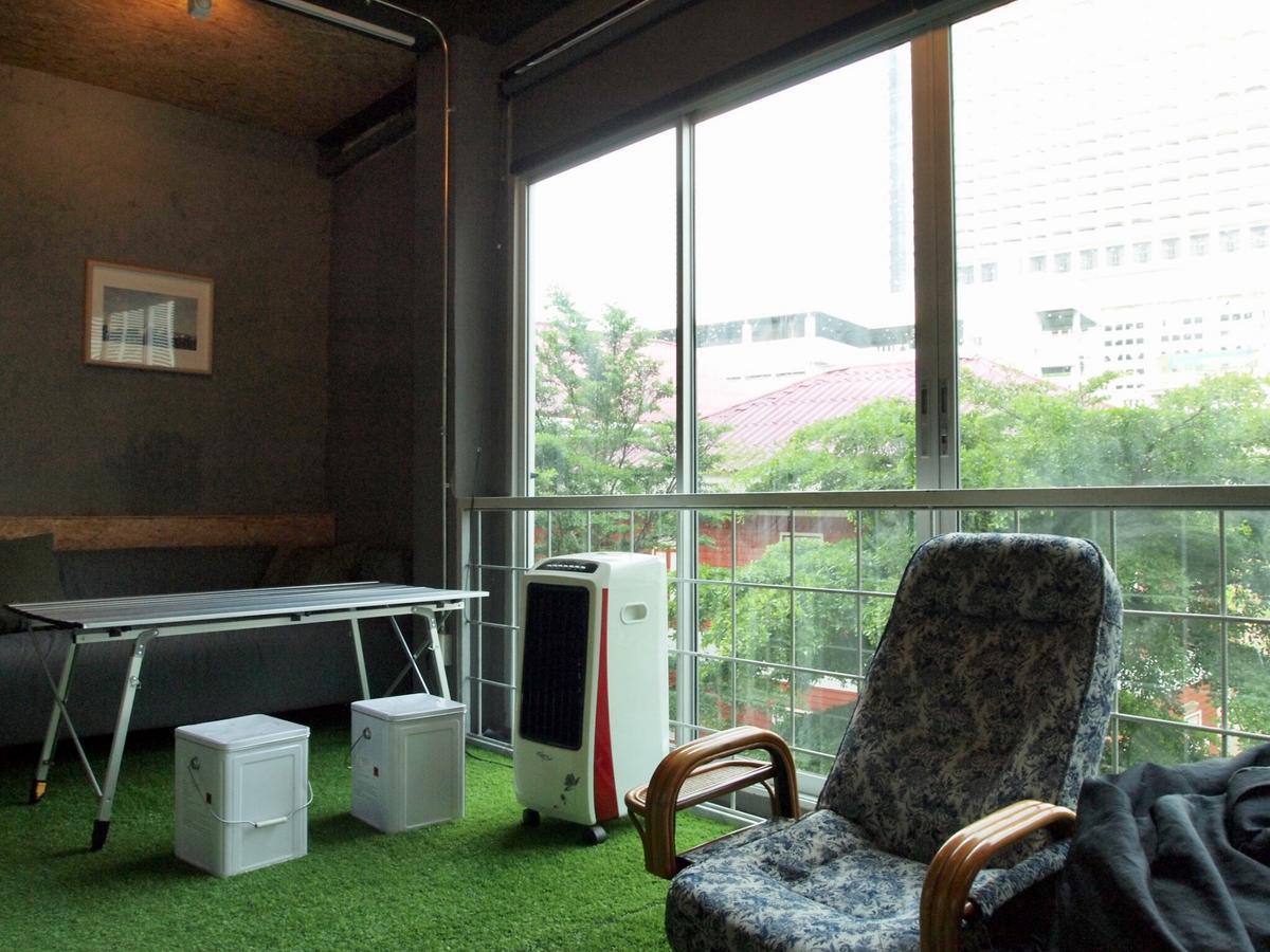 Zhelter'Bkk Vandrarhem Bangkok Exteriör bild